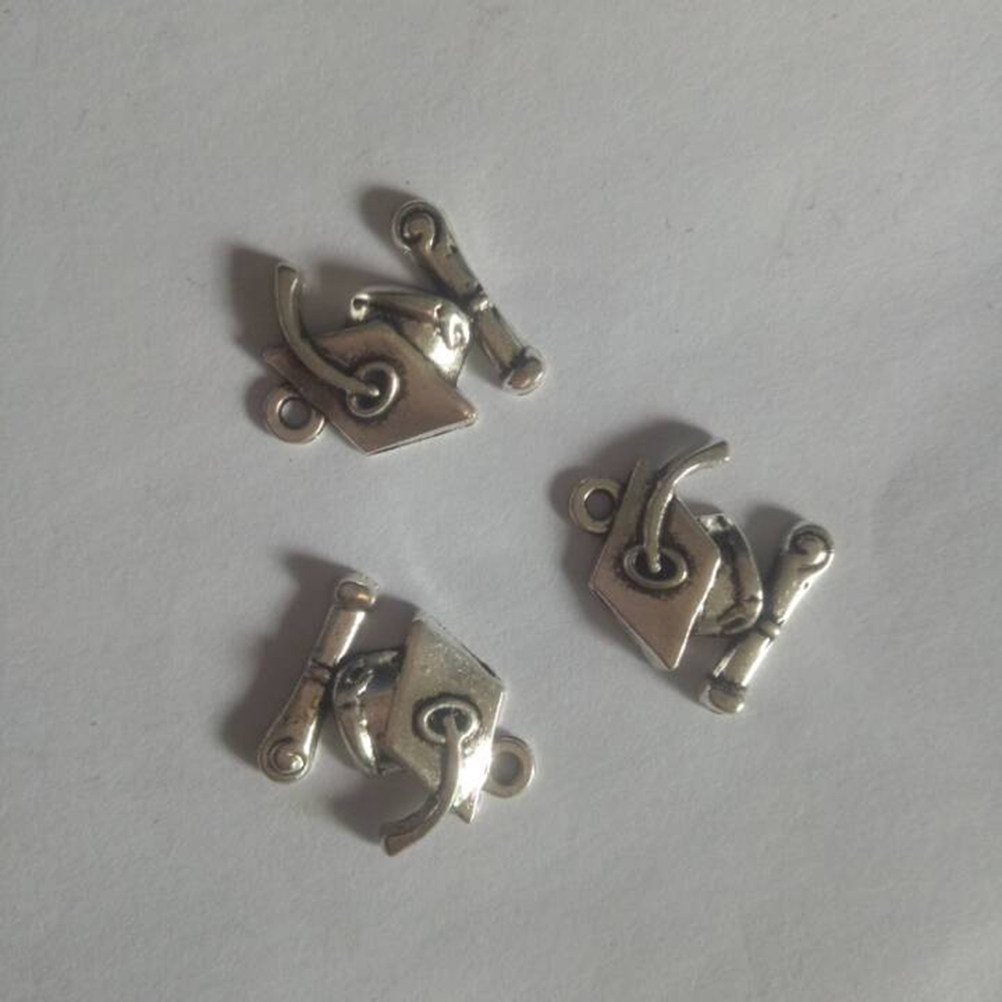 จี้รูปหมวกบัณฑิต 40 ชิ้น ขนาด  - Jewelry Making Diploma บทวิจารณ์และราคา