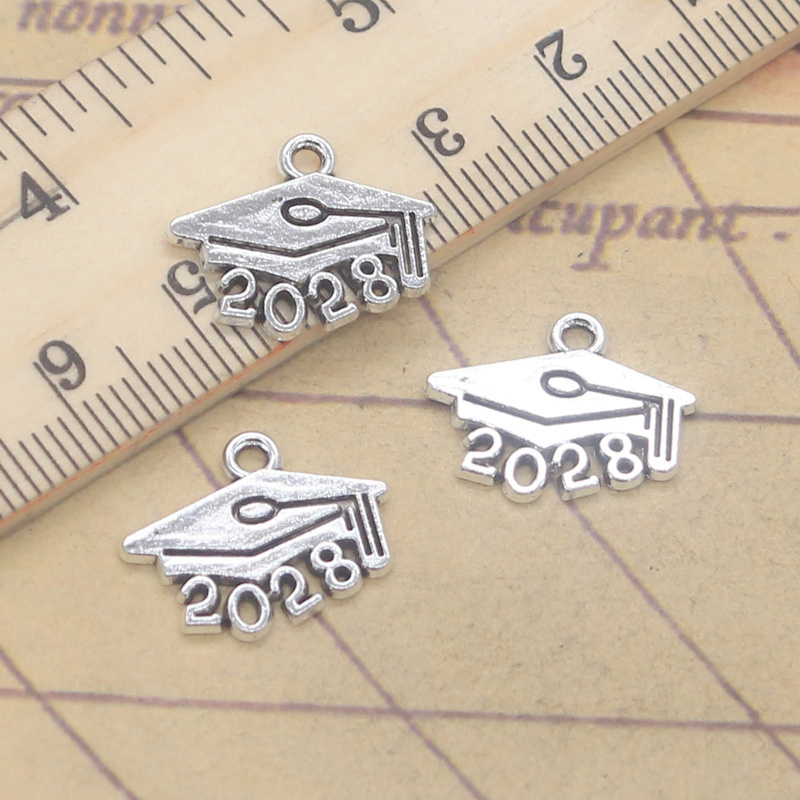 จี้รูปหมวกสำเร็จการศึกษา 2027  - Jewelry Making Diploma บทวิจารณ์และราคา